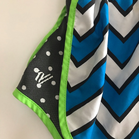 Varsity cheer shorts blue chevron YM - Picture 5 of 5